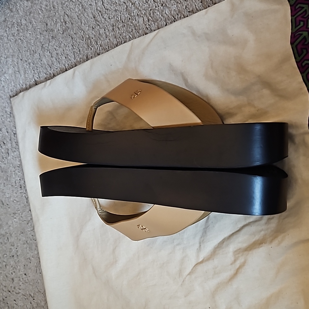 Authentic Tory Burch Leather Sandals - Picture 5 of 6